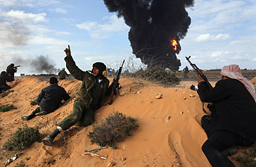 Τι σημαίνουν οι πρόσφατες ανατροπές στη Λιβύη