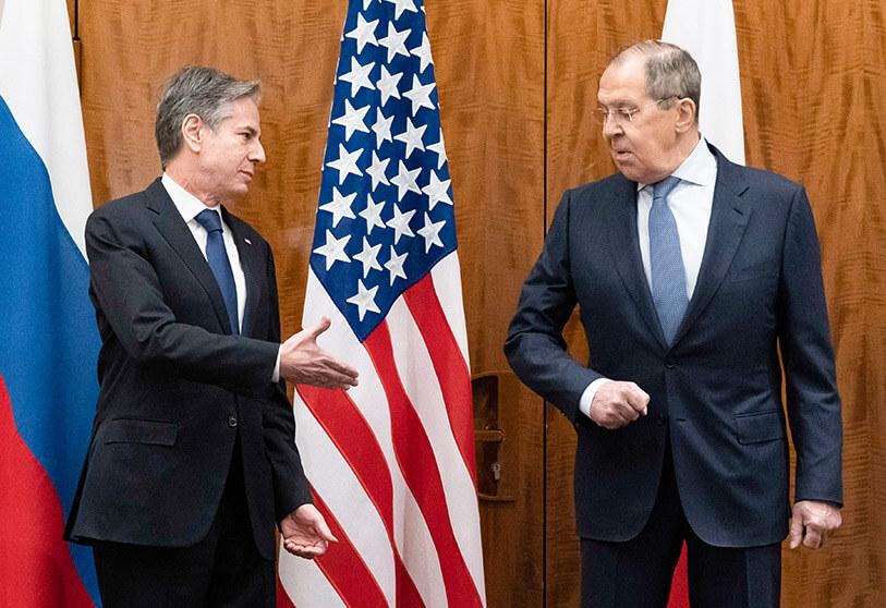 Αναζητούν οι ΗΠΑ κανάλι διαλόγου με τη Ρωσία;