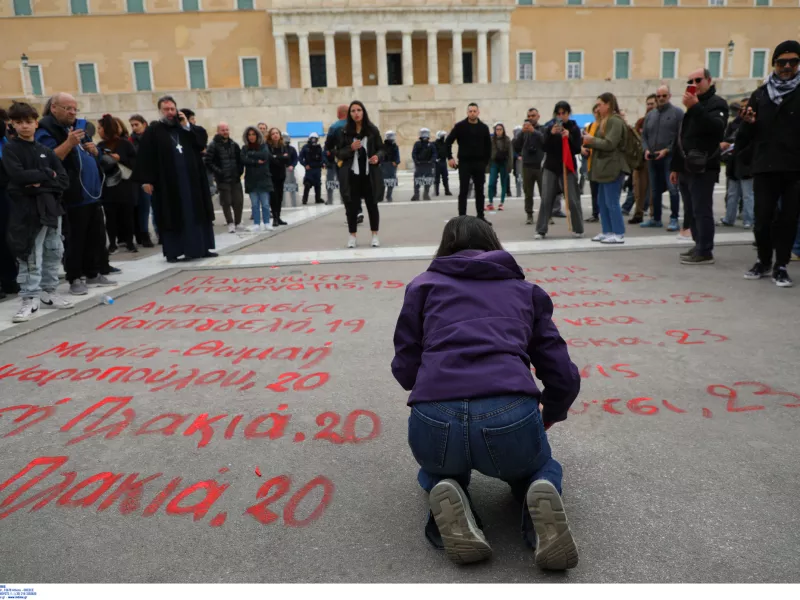 Κυβερνητική μνησικακία με πρόσχημα ένα μνημείο