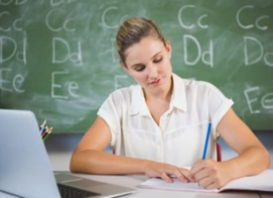 Όταν η βαθιά κοινωνική κρίση οδηγεί το Δημόσιο Σχολείο σε διάλυση